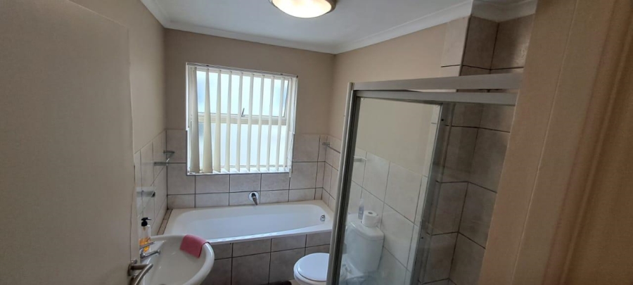 To Let 3 Bedroom Property for Rent in Diaz Beach Western Cape
